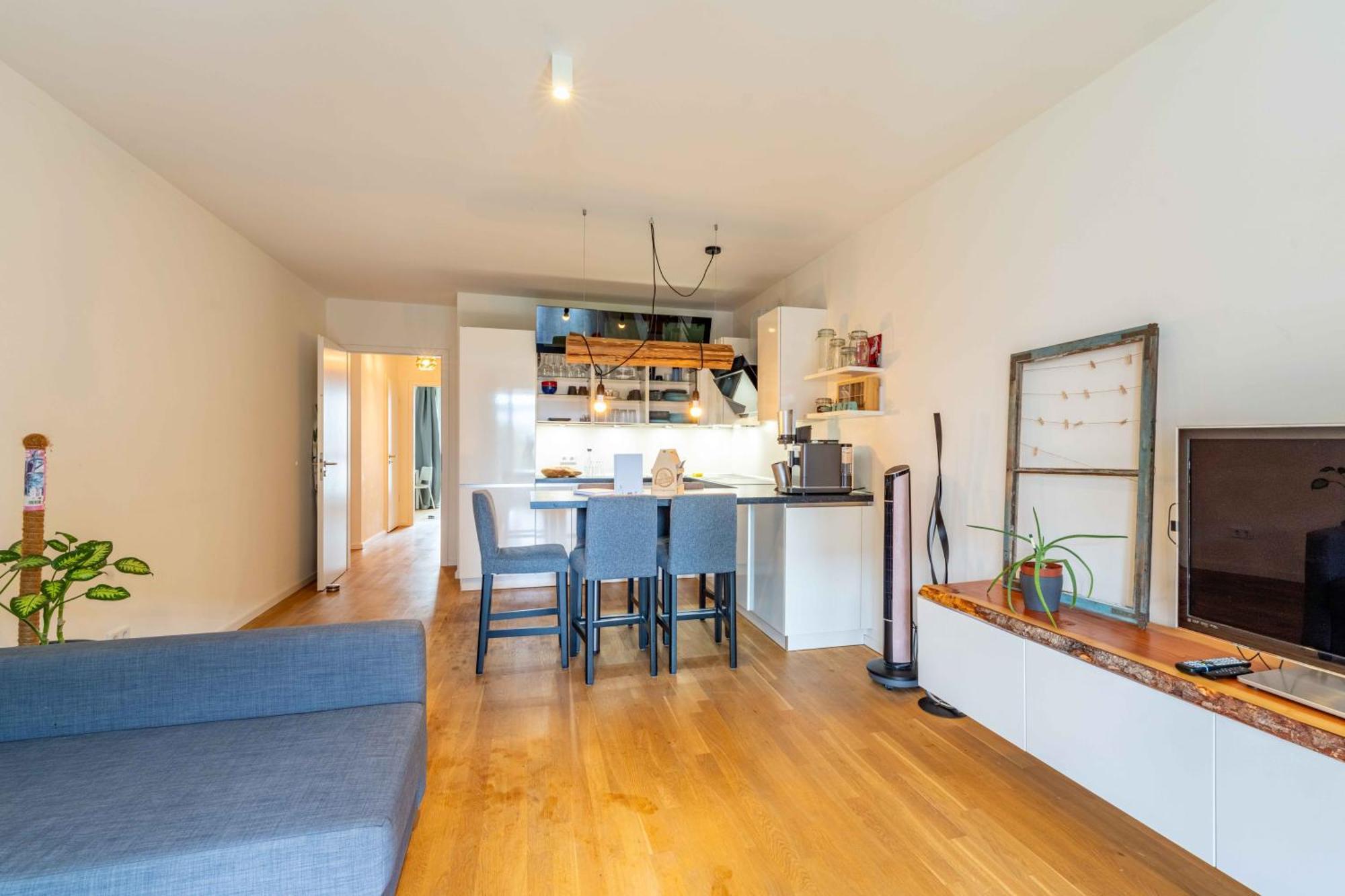 Gemuetlich - Zentral - Modern - Am Kanal Apartment